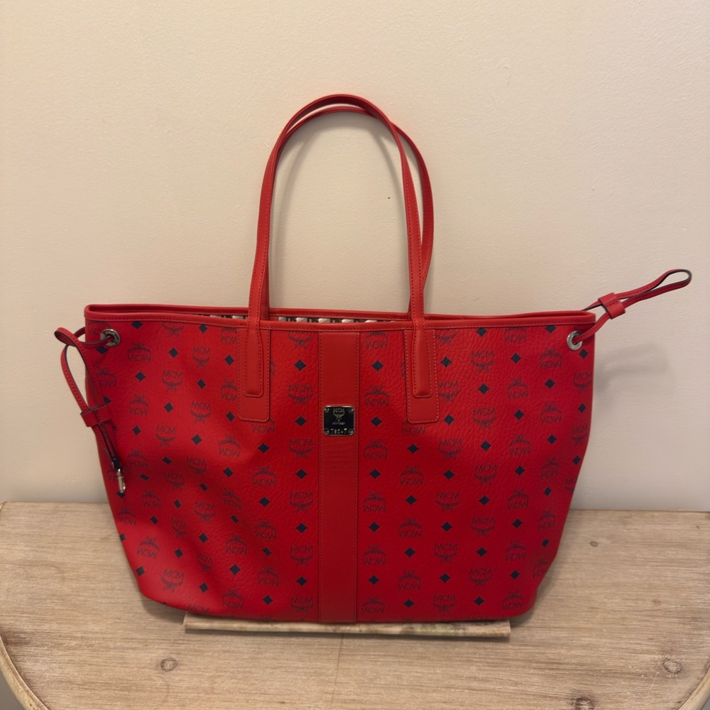 MCM Large Liz Reversible Shopper